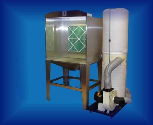 Low volume recycling flock booth